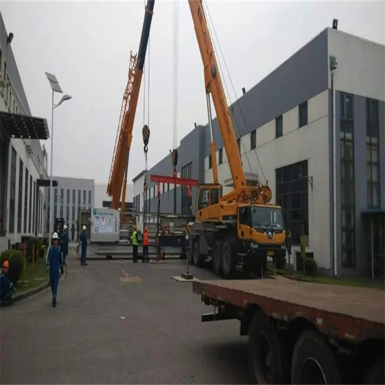 八步附近12吨吊车出租电话|工程吊装|高效响应